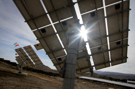افتتاح نیروگاه خورشیدی در مشهد